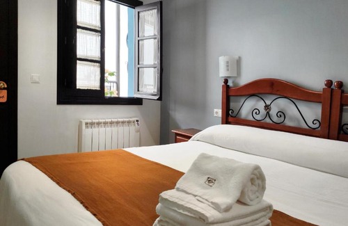 La Catedral House | La Piquera Hostal