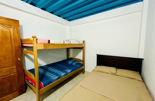 Puerto Triunfo House | La Posada Nápoles