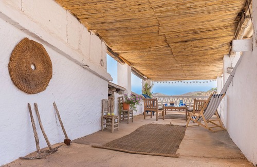 Sorvilan House | La Prensa Attic