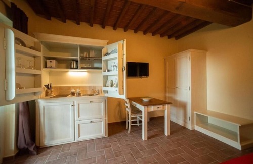 Civitella in Val di Chiana Villa | La Querce Farmhouse