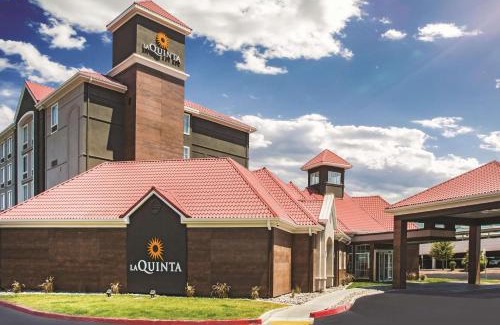 Summerlin Hotel | La Quinta by Wyndham Las Vegas Summerlin Tech