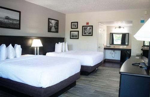 Cocoa Beach Hotel | La Quinta Inn by Wyndham Cocoa Beach-Port Canaveral