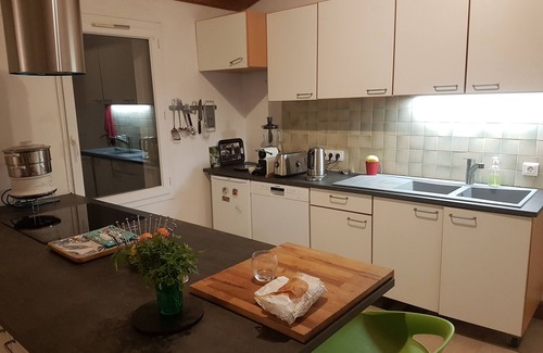 La Jarrie House | La Rochelle-Chatelaillon,property equipped With a Pool and a Garden of 400m²