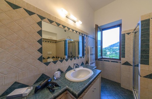 Ischia Porto Bed & Breakfast | La Rosa - Luxury B&B