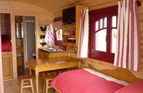 Cheux House | La Roulotte des Matis