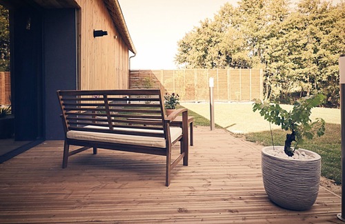 Argentre-du-Plessis Apartment | La Suite de l'Elixir - Love gite with spa and priv