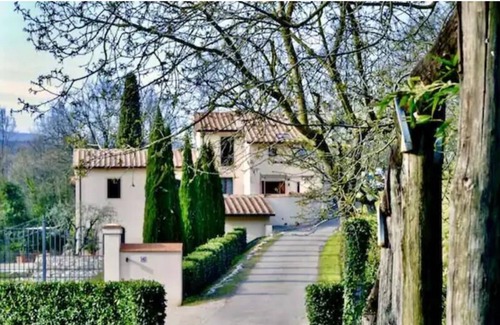 Serravalle Pistoiese Apartment | La Terrazza @ Casa d'Olival - an Unforgettable Escape and Stunning Sunsets