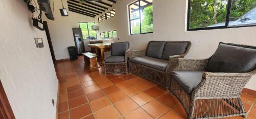 Sopetran Villa | La toña