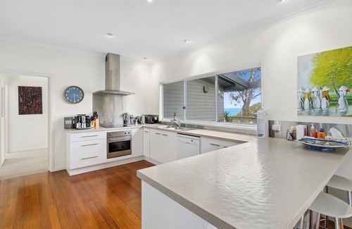 Lorne House | LA 'Vida Lorne