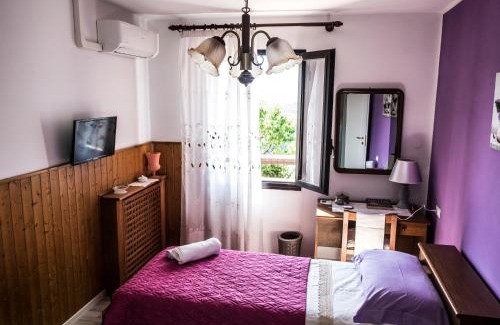 Tarzo Bed & Breakfast | LA VIGNA FIORITA B&b