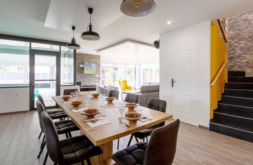 Cleder Villa | La Villa des Amiets: 250m2, comfort, swimming pool, sea at 500m