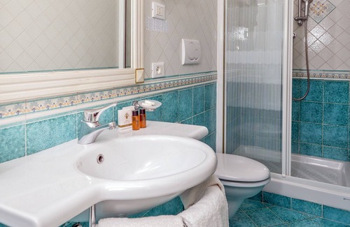 Priora Hotel | La Vue D'Or