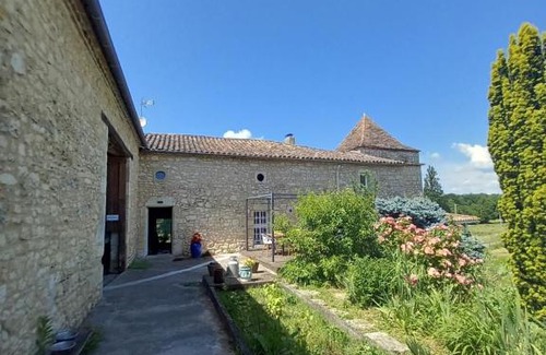 Riocaud Bed & Breakfast | La yourte des Merveillaux