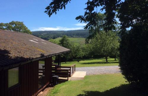 Minehead House | Laburnum Lodge sleeps 6 wheelchair access