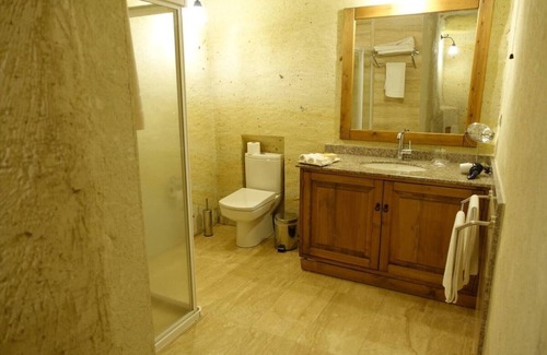 Urgup House | Labyrinth Cave House, 3 Bedrooms, 4 Baths,