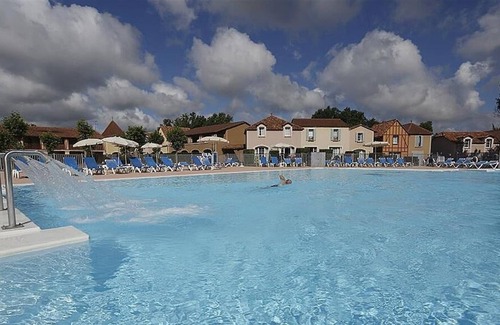Monflanquin Resort | Lac Mondesir Monflanquin ST4p