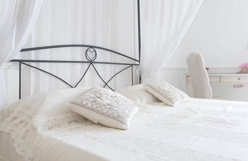 Aversa Bed & Breakfast | Laetitia Guest House 32