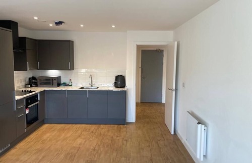 Bolton Apartment | Lage 1 Bed Apt Near Bolton Station