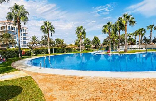 Almerimar Apartment | Lago De Almerimar Three Bedroom Beach Front Apartment