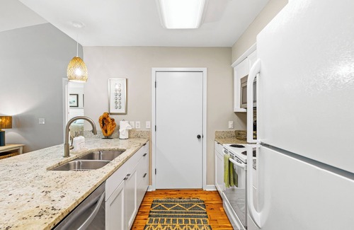 Isle of Palms Villa | Lagoon Villa 34 - Top Floor Serenity! Near Ocean!