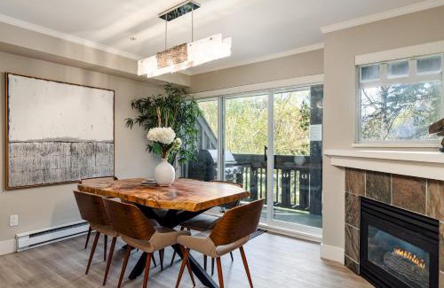 Village North Apartment | LAGOONS 20 Village location Rare 5BDR Condo With Private Hot Tub