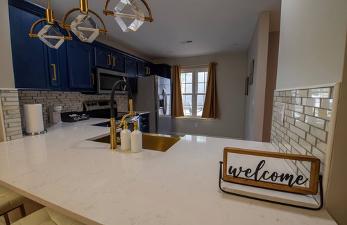 Prosperity Church Road House | Laid in Luxury 2BR Garage CLT