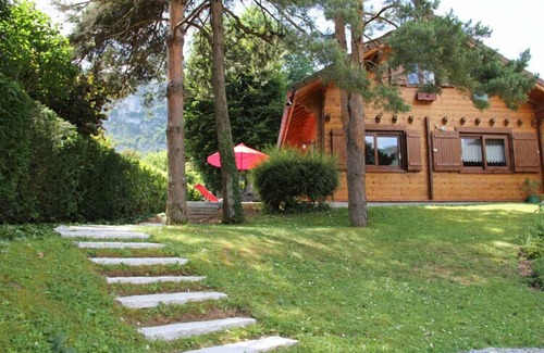 Chaparon Ski Chalet | Lake Annecy - Lathuile 74210, charming cottage lake and mountains view