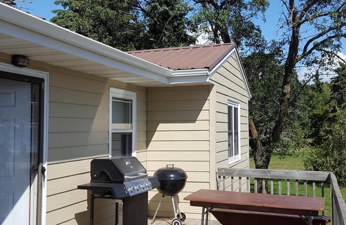 Devils Lake House | Lake Cabin for Rent on the Shores of Beautiful Devils Lake, ND.