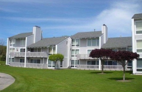 Boyne City Condo | Lake Charlevoix condo in Landings At Boyne City