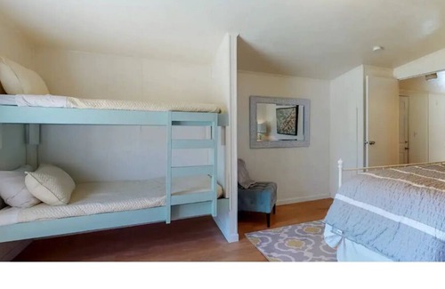 Manson Condo | Lake Chelan/Manson Vineyard Cottage Views