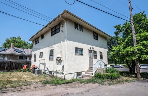 Como Apartment | Lake Como Retreat 2BR Lakeview Apt Lake Como/Como Zoo/St. Paul
