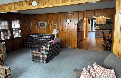 Duck Lake Cottage | LAKE COTTAGE WITH PRIVATE DOCK-SANDY BOTTOM