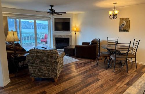 Camdenton Apartment | Lake Front and Calm Waters at Miramar 3BR 2BA