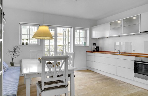 Nykobing Sjaelland Apartment | Lake front apartment in Nykøbing Sj