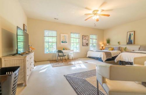 Hickory Bed & Breakfast | Lake Front Bed & Breakfast with Boat Ramp