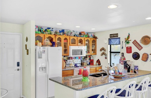 Osage Beach Condo | Lake Front Condo | Sleeping 7