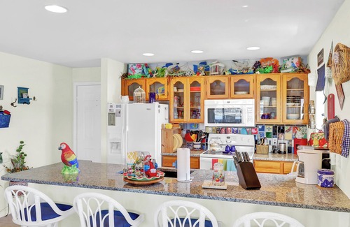 Osage Beach Condo | Lake Front Condo | Sleeping 7