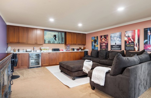 Northeast Bellevue House | Lake front Glass house with Private Dock/Lake access/Kayak/Paddle board