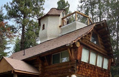 Tamarack Resort Cabin | Lake Front One of a Kind Cottage