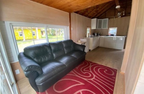 Cherry Valley Cabin | Lake Front Sandbanks Family Camp -10mins to Outlet Beach & Provincial Park