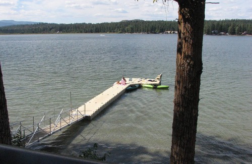 Diamond Lake Cabin | Lake Front, Sunset Views, Diamond Lake, Newport, WA