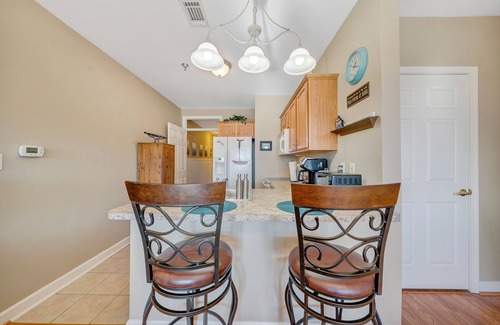 Huddleston Condo | Lake Front With Beautiful Mountain Views.