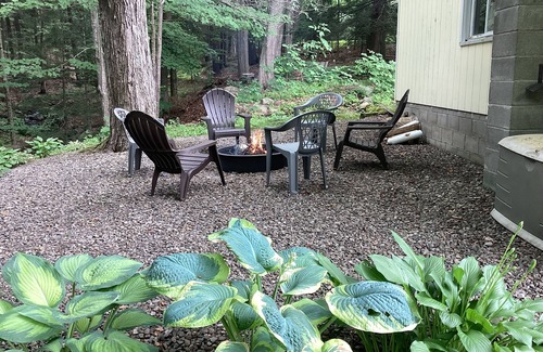 Diamond Point House | Lake George-Great Location! Close to Everything for a great vacation!