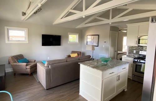 Mid America Cabin | Lake Hamilton Cottage, Wonderful Mountain View