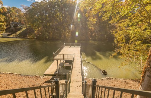Florence House | Lake House Newly Renovated on Indian River Slough/Wilson Lake