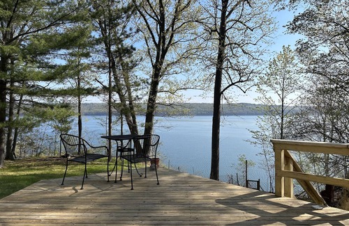 Trumansburg House | Lake House