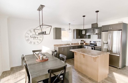Ashfield-Colborne-Wawanosh House | Lake House with private beach on Lake Huron, 4 bed, 2 bath - all season.