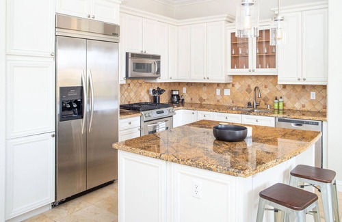 Lake Las Vegas Condo | Lake Las Vegas, trails, golf, entertainment and more right out your front door.