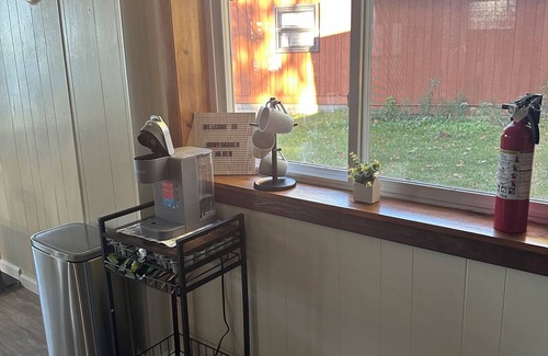 Johannesburg House | Lake Louise Waterfront - Sleeps 8 - Pets Welcome - Kayaks + Snow Trails Nearby