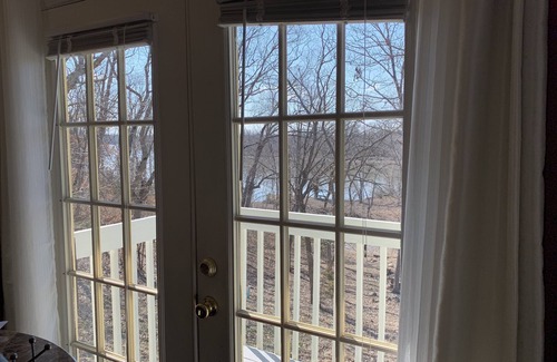 SaddleBrook House | Lake of the Ozarks Lake Front, 3 mi to Truman Lake, Three Bedrm Lake Home.